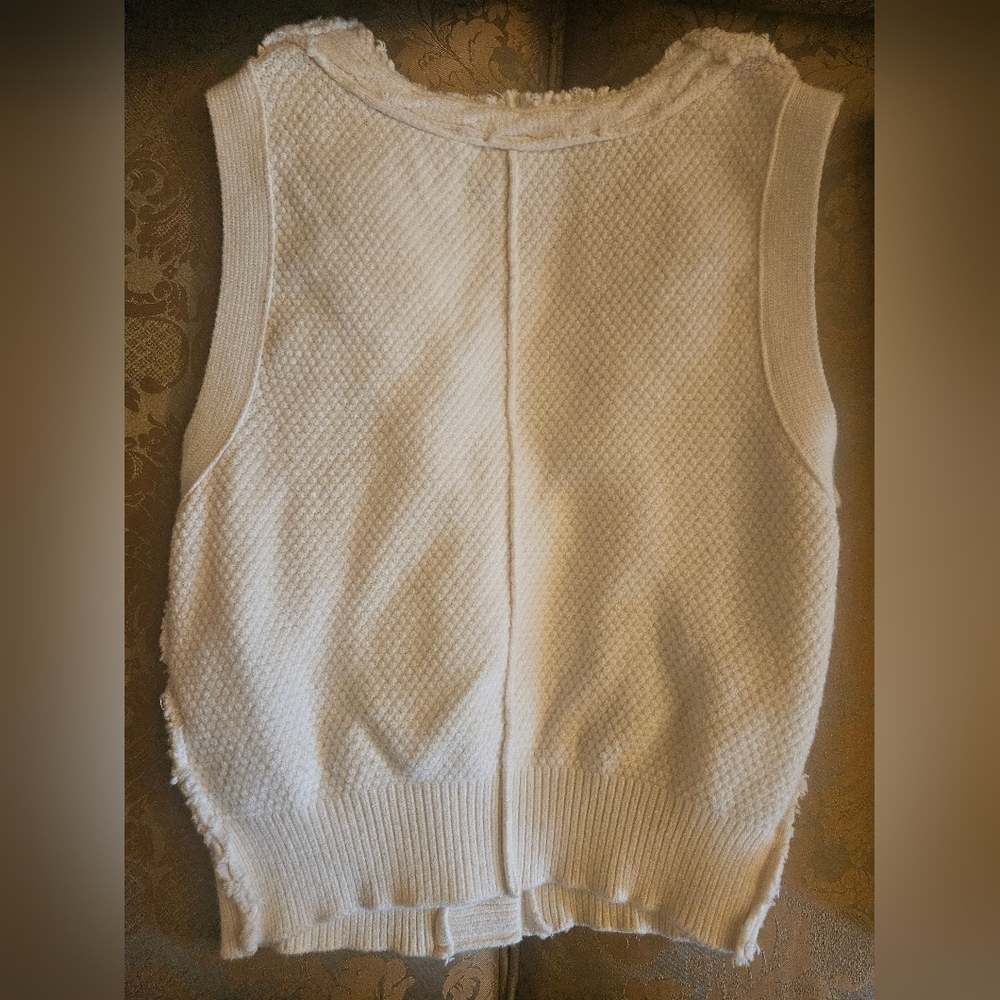 NWOT Free People Denson Cream Cable Cropped V-Neck Sweater Vest - Picture 16 of 16